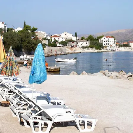 Διαμέρισμα By The Sea Arbanija, Ciovo - 12113 Τρογκίρ