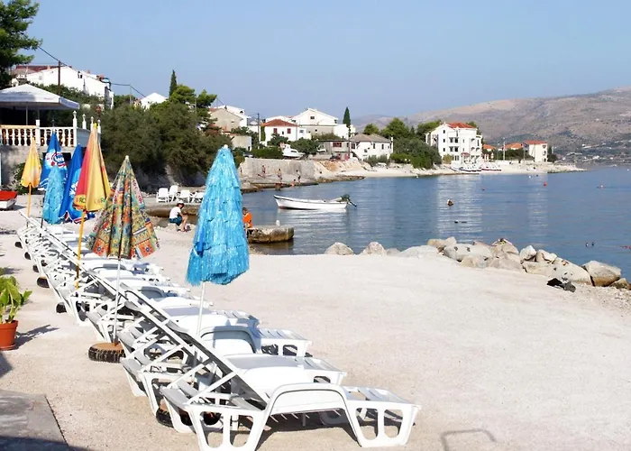 Appartement By The Sea Arbanija, Ciovo - 12113 Trogir